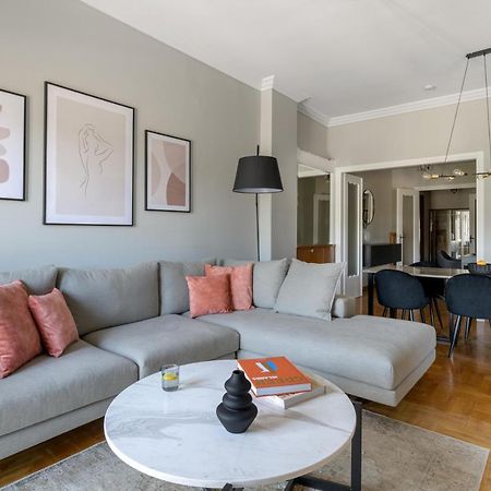 Aura Homes, Classic Apartment In Central Atena Exterior foto